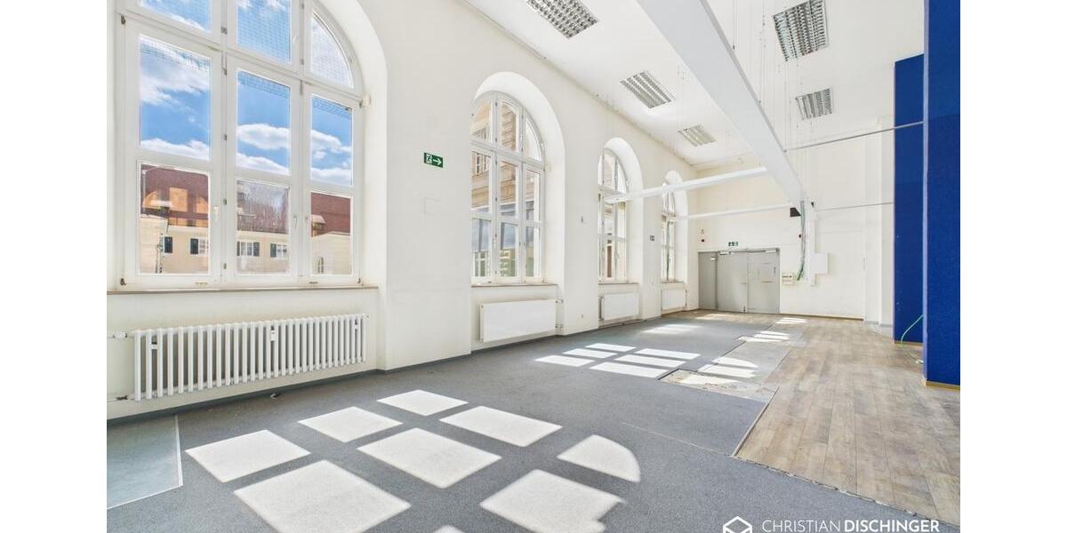 Top-Gewerbelage am Regensburger Dom – Historisches Flair trifft auf hohe Frequenz zimmer