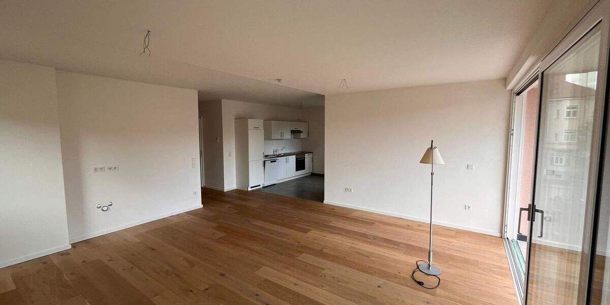 Etagenwohnung Regensburg Kasernenviertel - 4 Zimmer, 101 m&sup2;, 1.600&euro; | Angebot:25606571