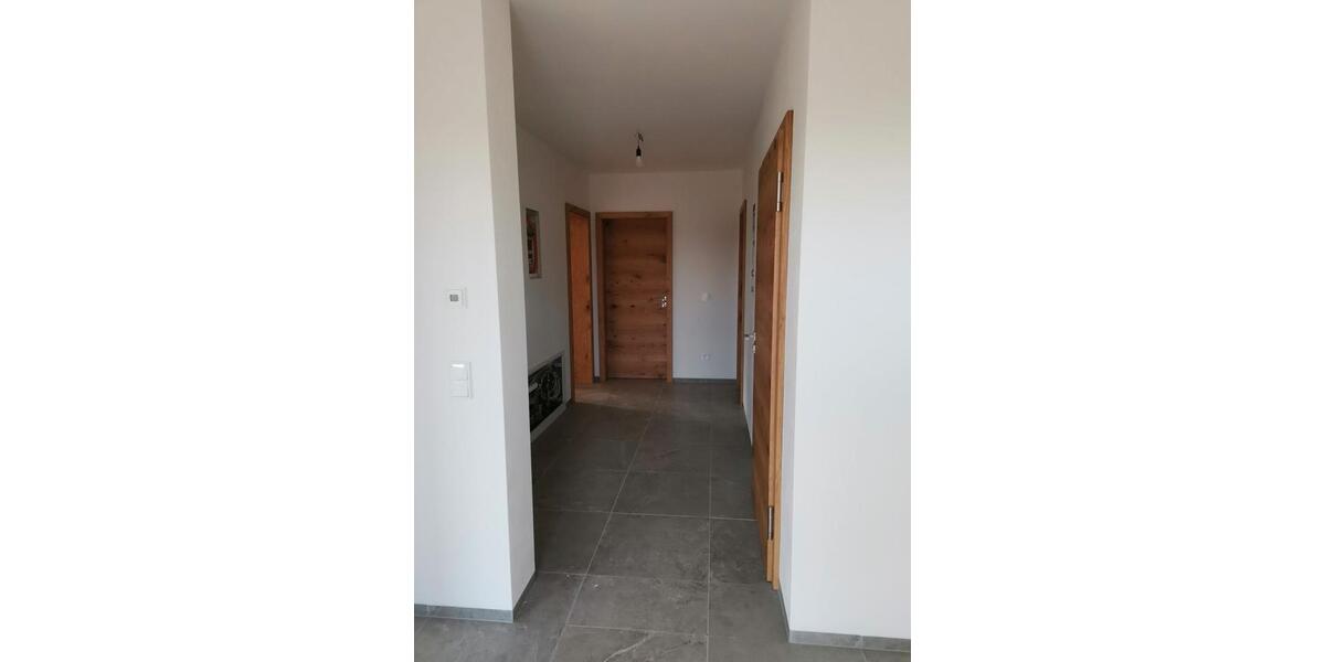 Etagenwohnung Geiselhöring - 3 Zimmer, 104 m&sup2;, 1.100&euro; | Angebot:26252415