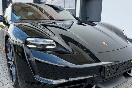 Porsche Taycan 17.586 km 88.990 &euro; Saal a.d.Donau 93342