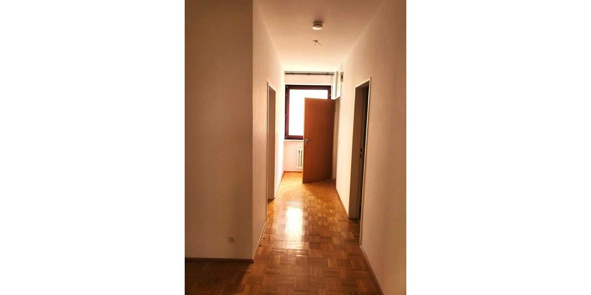 Preishammer! Schicke 2-Zimmer-Wohnung mit Loggia in der historischen Altstadt von Regensburg 2 zimmer