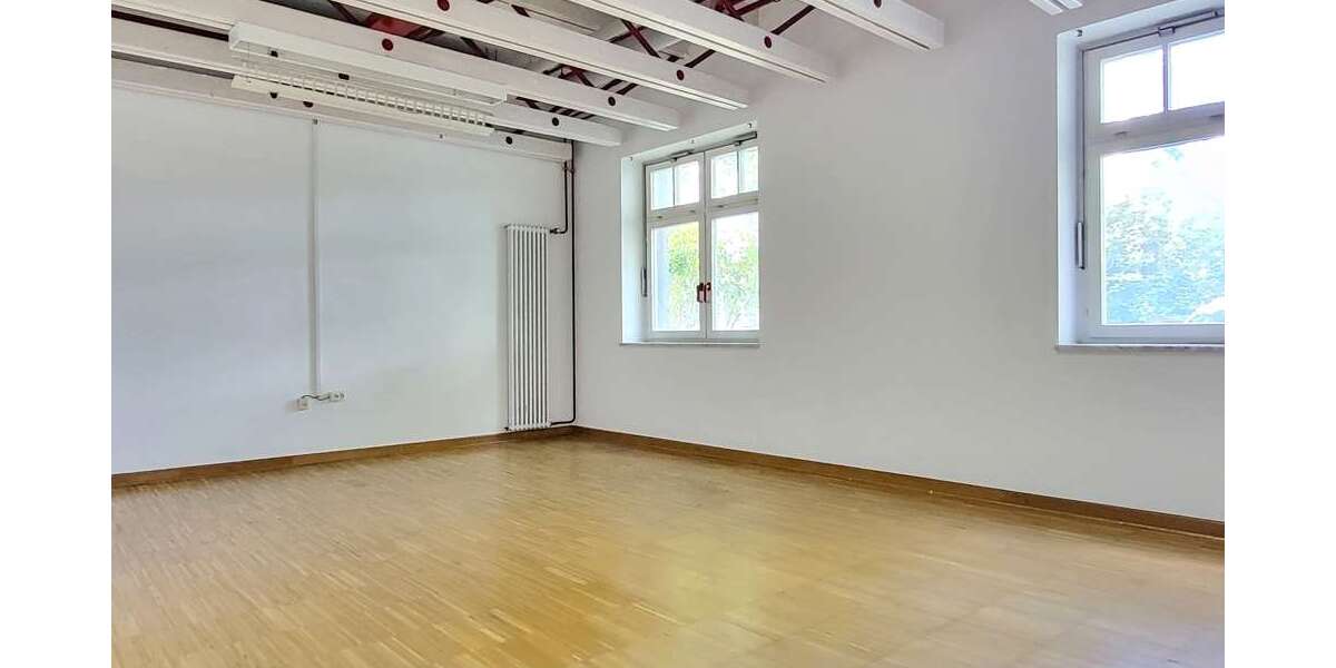 Büro in Regensburg 1.170 € 137 m² zimmer