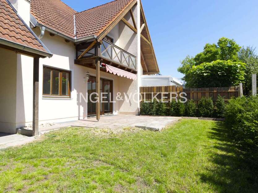 Haus zum Kaufen in Neutraubling 500.000 € 140 m²