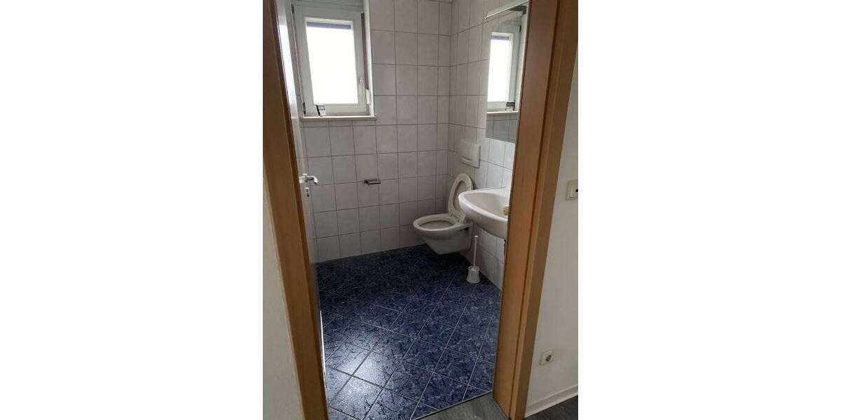 3- Zimmer Wohnung (Nr. 3) - Küche und großer Balkon in 84082 Laberweinting (Glasfaseranschluß FTTH) 3 zimmer