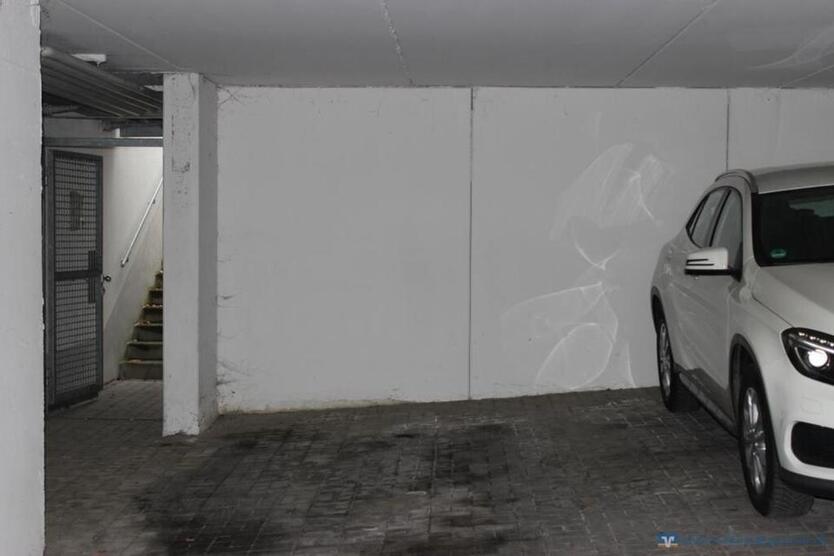 Charmante Dachgeschoßwohnung im Süden Regensburgs!