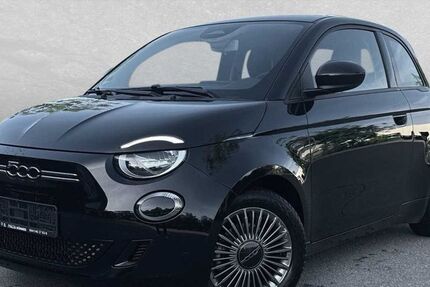Fiat 500e 42.000 km 18.290 &euro; Regensburg 93059