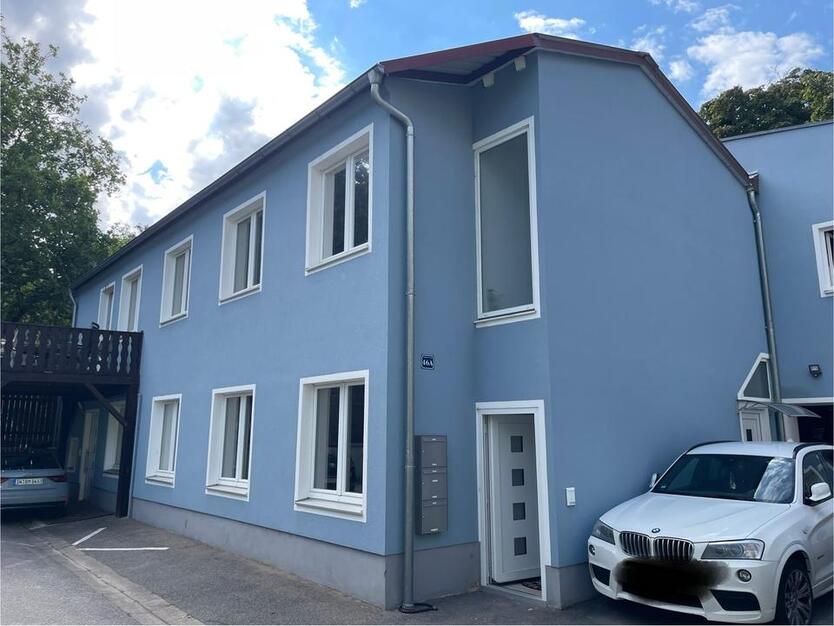 Große 4-Zimmer-Wohnung – perfekt für WG, 170 m²