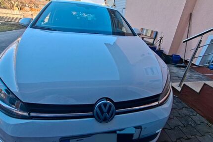 VW Golf 121.000 km 14.499 &euro; Laaber 93164