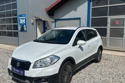 Suzuki (SX4) S-Cross 145.858 km 10.900 &euro; Alteglofsheim bei Regensburg 93087