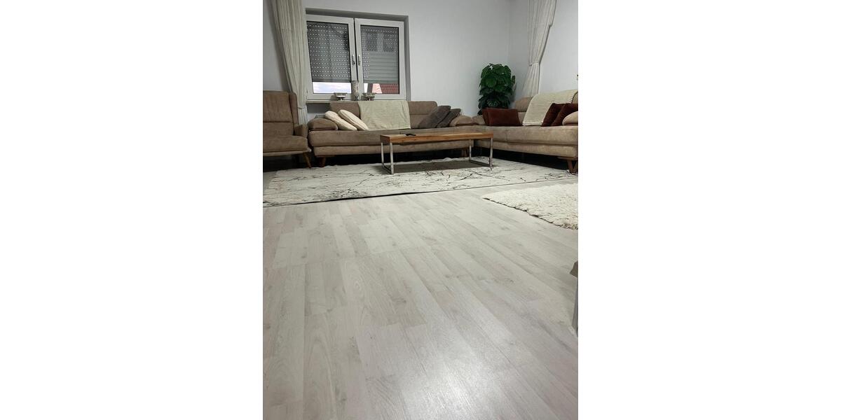 Etagenwohnung Maxhütte-Haidhof Haidhof - 3 Zimmer, 84 m&sup2;, 265.000&euro; | Angebot:27204900