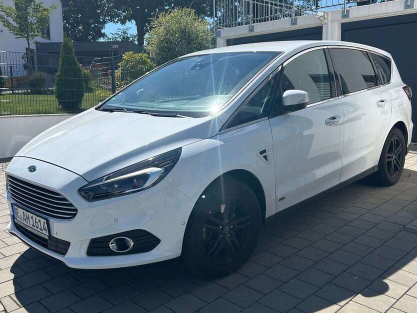 S-Max