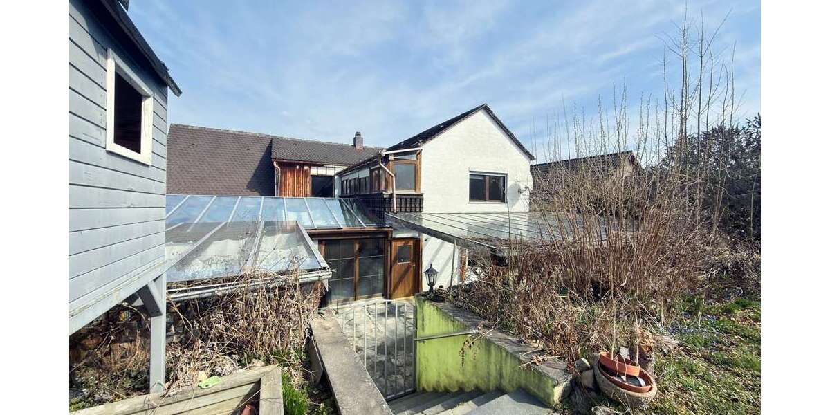 Einfamilienhaus Kelheim - 8 Zimmer, 220 m&sup2;, 334.800&euro; | Angebot:25903202