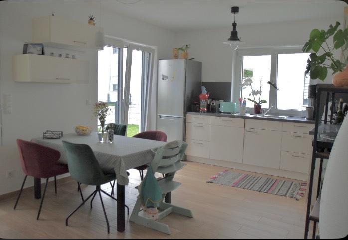Erdgeschoßwohnung Nittendorf - 3 Zimmer, 78 m&sup2;, 1.500&euro; | Angebot:26690737