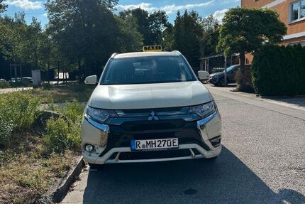 Mitsubishi Plug-in Hybrid Outlander 331.345 km 10.500 &euro; Regensburg 93057