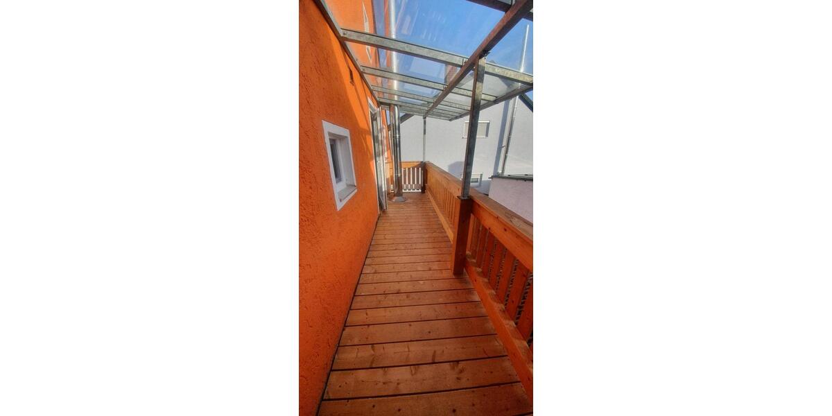 Dachgeschoßwohnung Laaber - 3 Zimmer, 60 m&sup2;, 580&euro; | Angebot:24678420