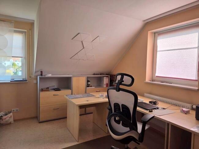 Doppelhaushälfte Teublitz - 5 Zimmer, 179 m&sup2;, 465.000&euro; | Angebot:26171101