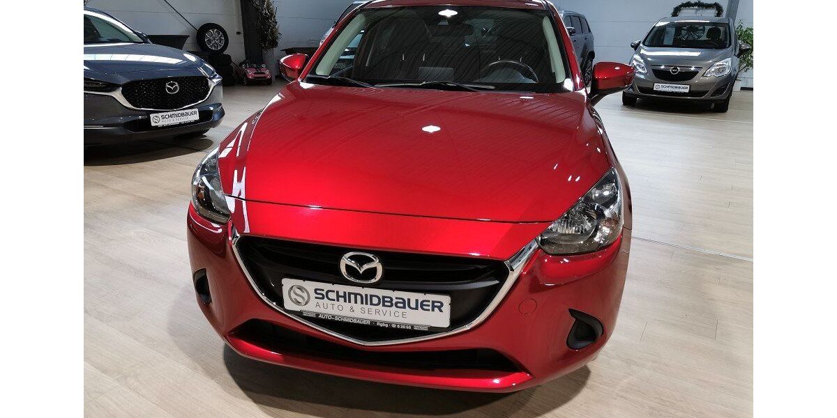 Mazda 2 44.146 km 12.550 € Regensburg 93057
