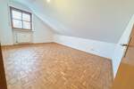 Etagenwohnung Nittendorf - 4 Zimmer, 104 m&sup2;, 299.000&euro; | Angebot:25702721