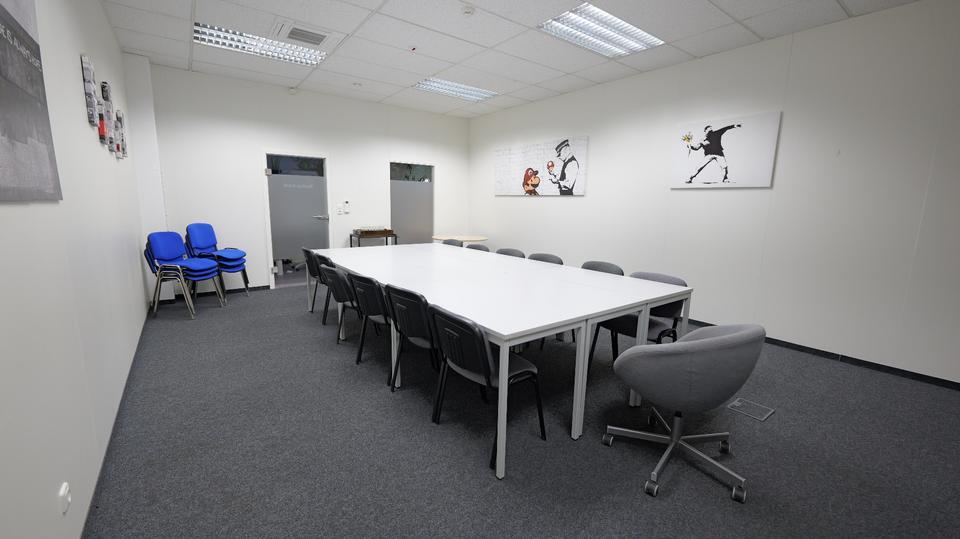 Urban. Rough. Ready. – FlexOffice im Industrial Style - All-in-Miete
