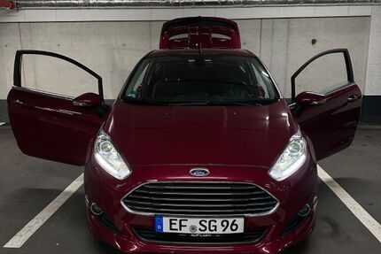 Ford Fiesta 44.300 km 11.490 &euro; Regensburg 93051