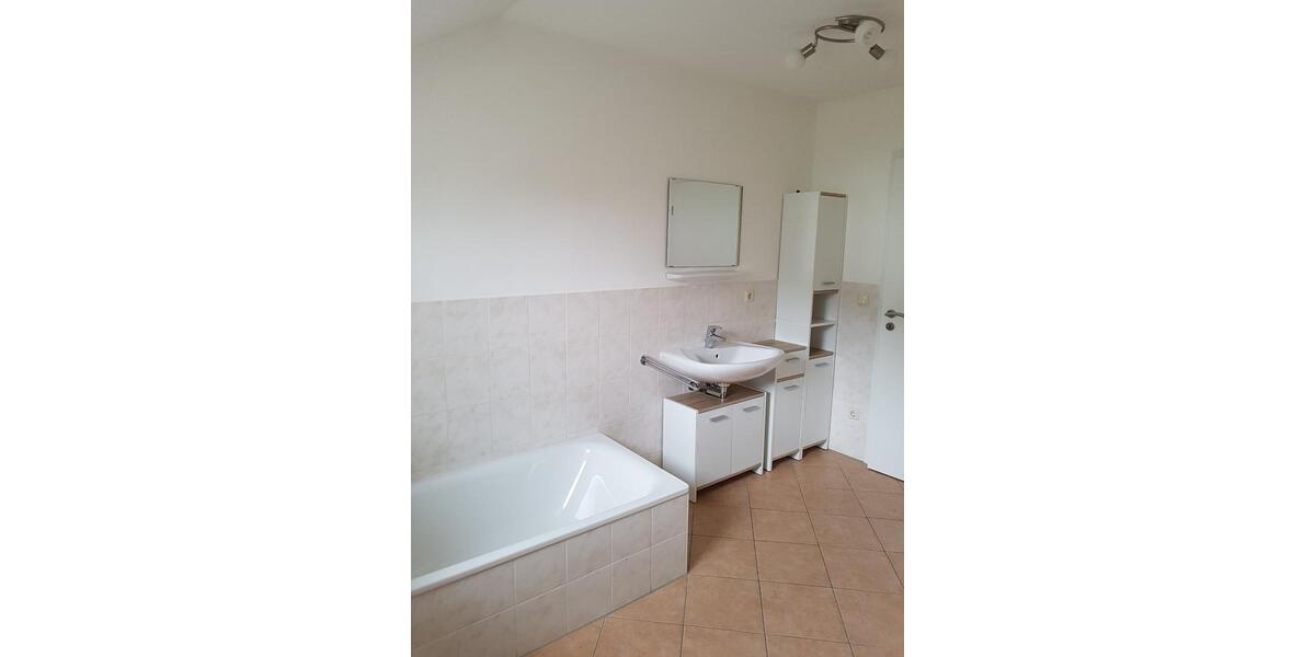 Etagenwohnung Regensburg Gallingkofen - 2 Zimmer, 80 m&sup2;, 820&euro; | Angebot:25639227