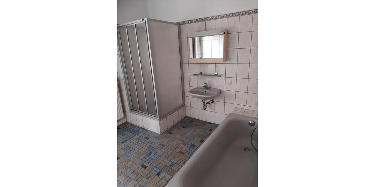 Etagenwohnung Walderbach - 5 Zimmer, 122 m&sup2;, 950&euro; | Angebot:26271364