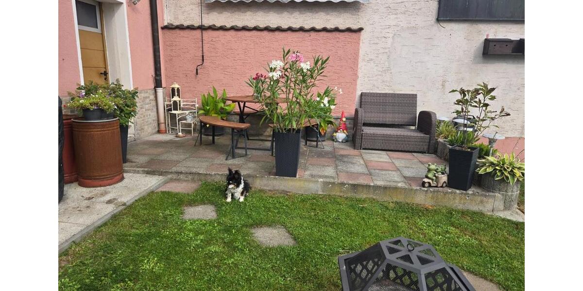 Reihenhaus Burglengenfeld - 9 Zimmer, 213 m&sup2;, 380.000&euro; | Angebot:24652306