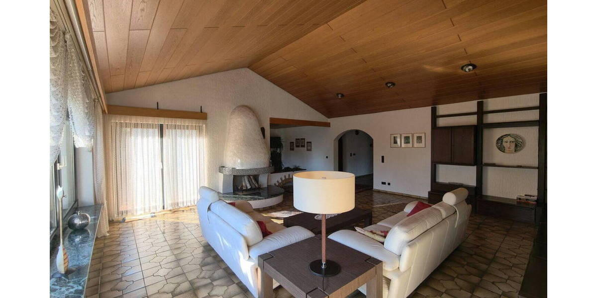 Bungalow Obertraubling - 7 Zimmer, 174 m&sup2;, 725.000&euro; | Angebot:26588976
