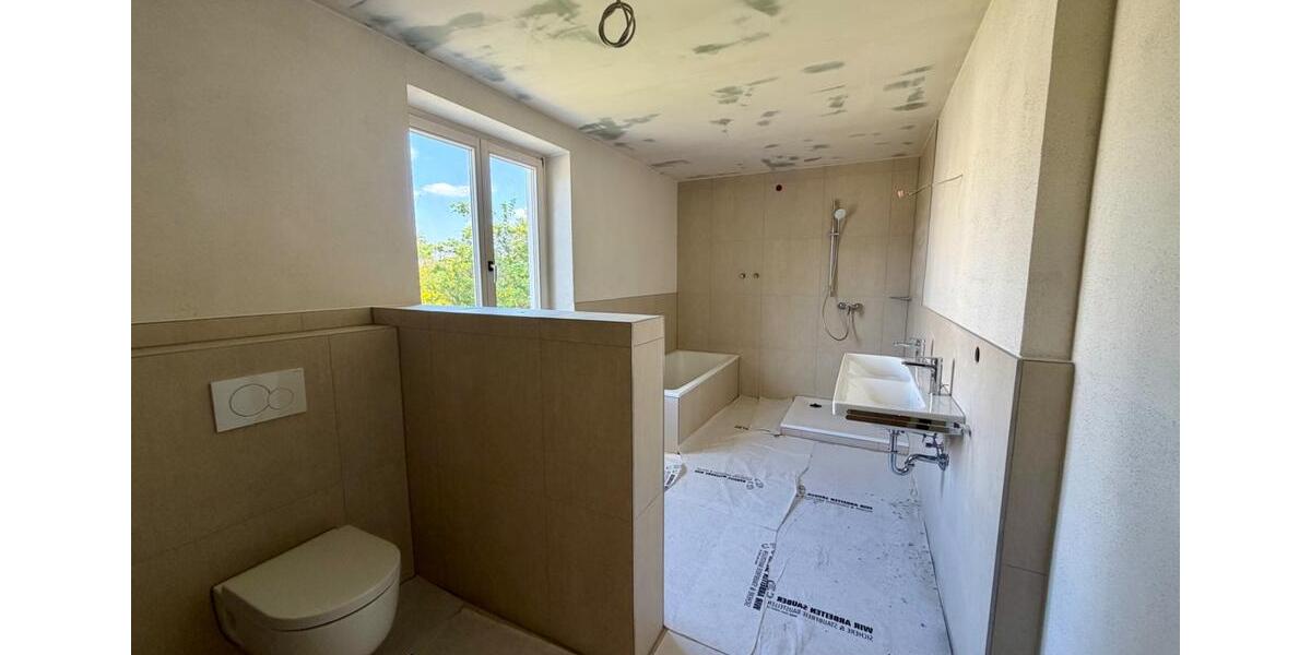 Etagenwohnung Abensberg - 5 Zimmer, 175 m&sup2;, 1.200&euro; | Angebot:26522843