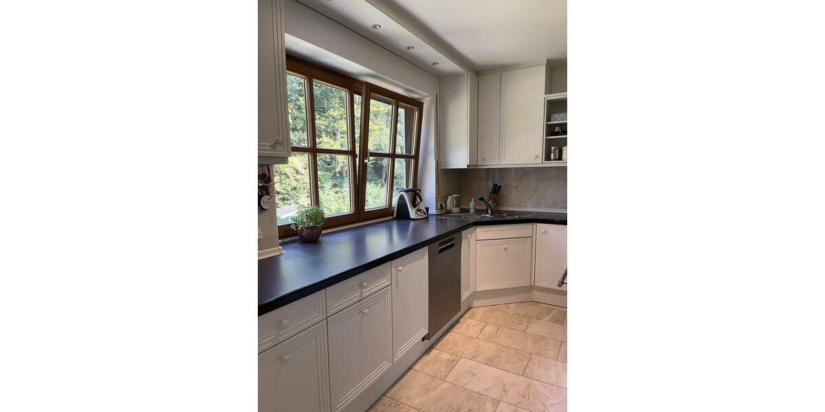 Einfamilienhaus Nittendorf - 7 Zimmer, 245 m&sup2;, 1.099.000&euro; | Angebot:25756414