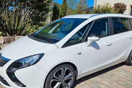 Opel Zafira Tourer 156.502 km 5.900 &euro; Hausen OT Saladorf 93345