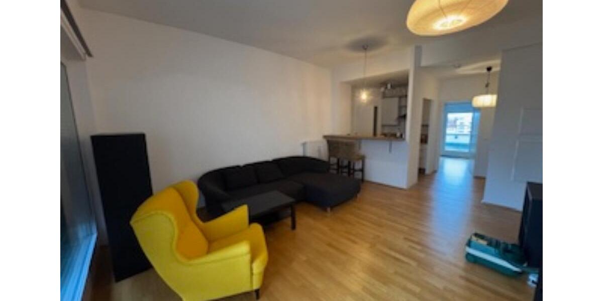 ETW in Rgb zu vermieten. 1-2 Pers, Penthouse, 2 Balkone 2 zimmer