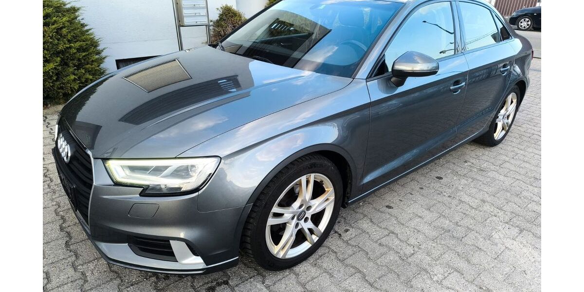 Audi A3 204.500 km 8.900 &euro; Regensburg 93057