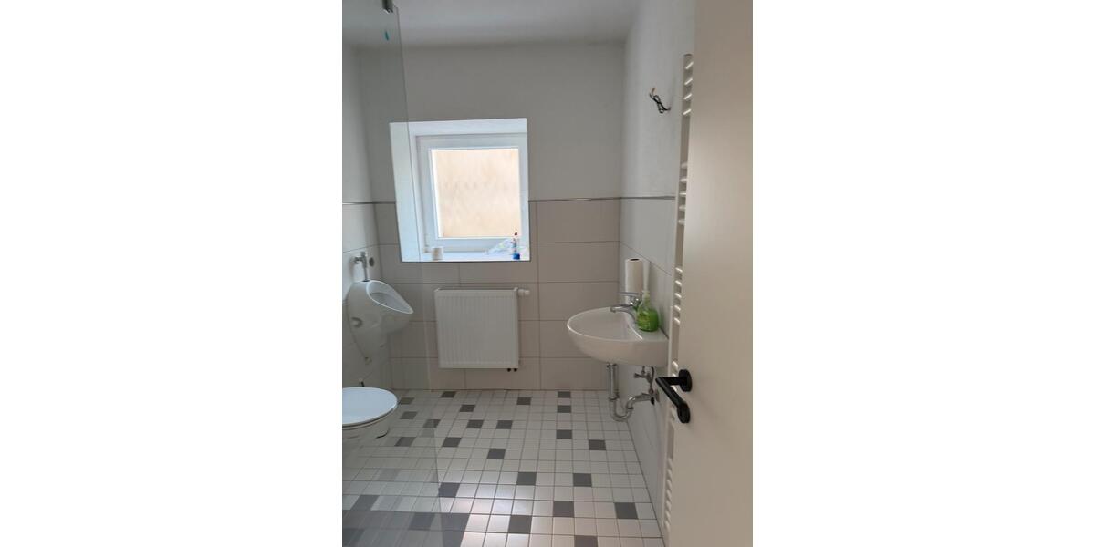 Einfamilienhaus Regenstauf - 2 Zimmer, 131 m&sup2;, 400.000&euro; | Angebot:26254359