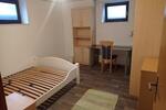 Günstige Wohnung ab 1.10.: 1 ZiKB, Regenstauf,auch gg. Mithilfe