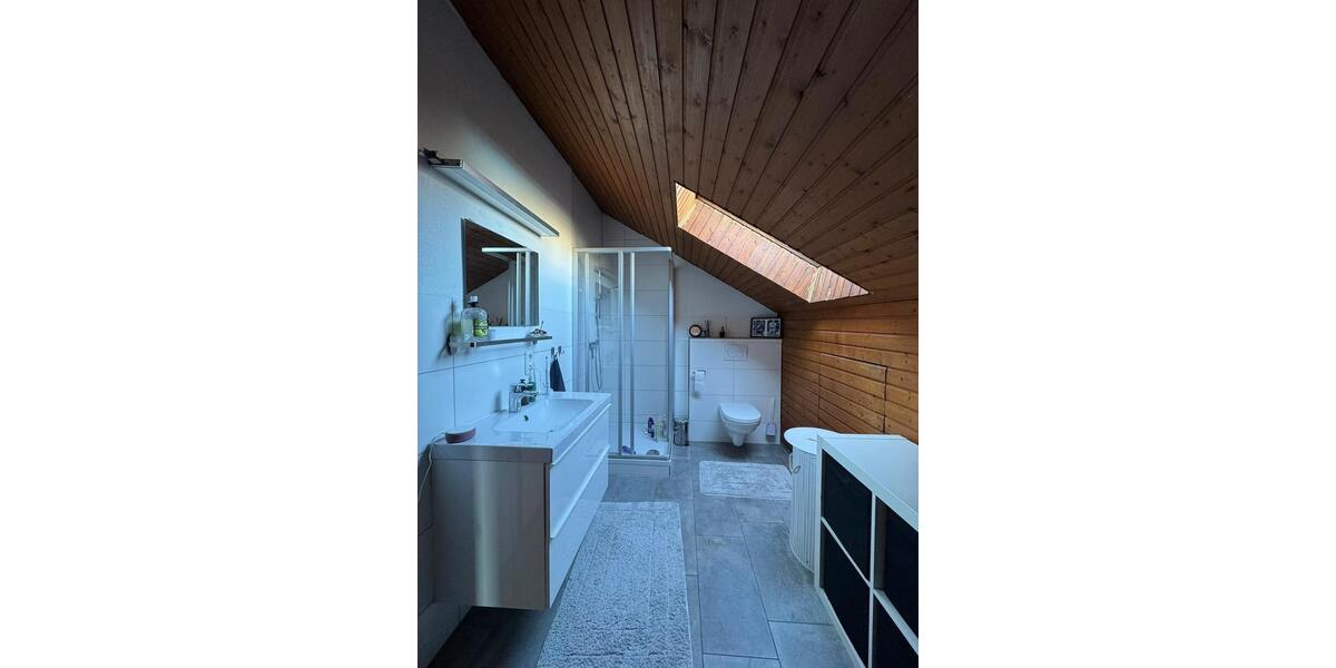 Dachgeschoßwohnung Regensburg Galgenberg - 2 Zimmer, 50 m&sup2;, 800&euro; | Angebot:26407134