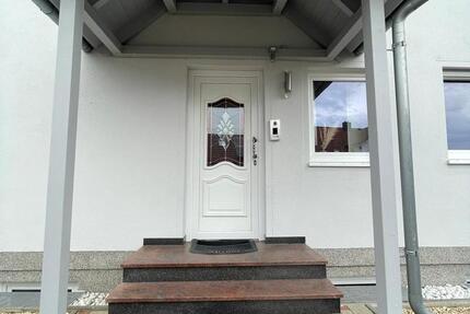 Top gepflegte 5,5 Zimmer Wohnung inkl. Keller, ruhige Siedlung