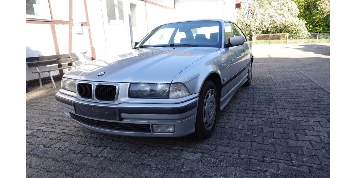 BMW 316 485.000 km 750 &euro; Mallersdorf-Pfaffenberg 84066