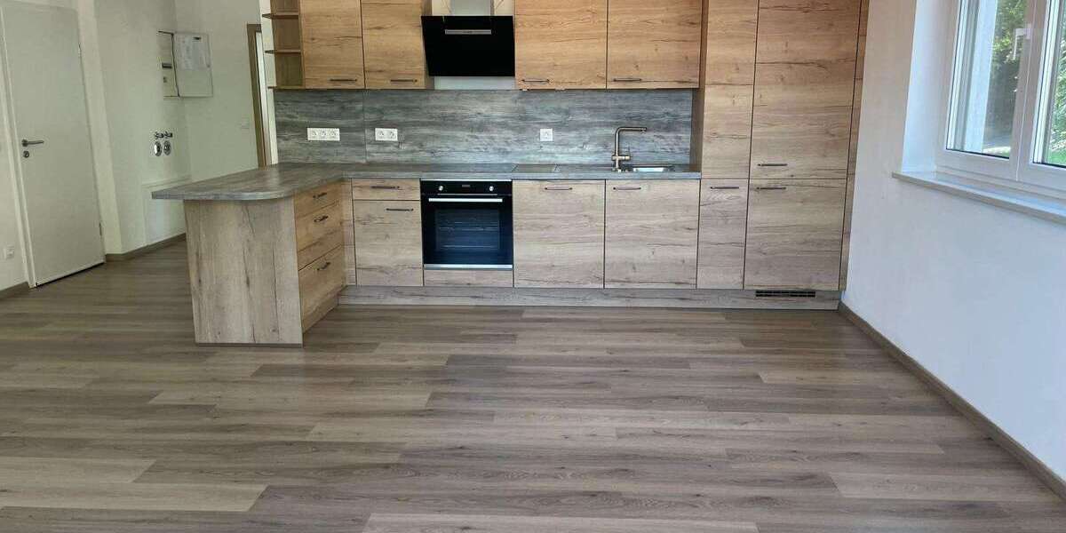 Etagenwohnung Teublitz - 3 Zimmer, 85 m&sup2;, 259.000&euro; | Angebot:27156776