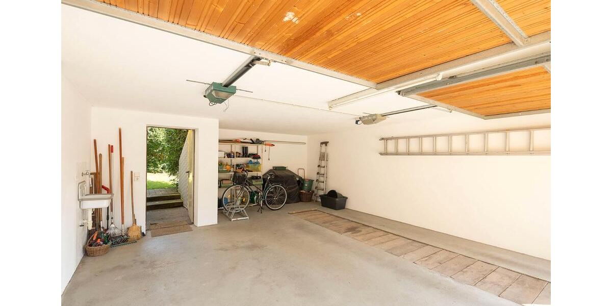 Einfamilienhaus Tegernheim - 10.5 Zimmer, 275 m&sup2;, 1.250.000&euro; | Angebot:26331592
