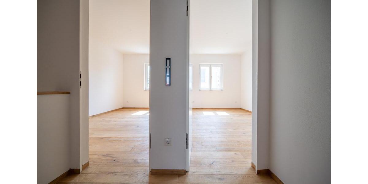 Doppelhaushälfte Aufhausen - 4 Zimmer, 135 m&sup2;, 1.350&euro; | Angebot:26193645