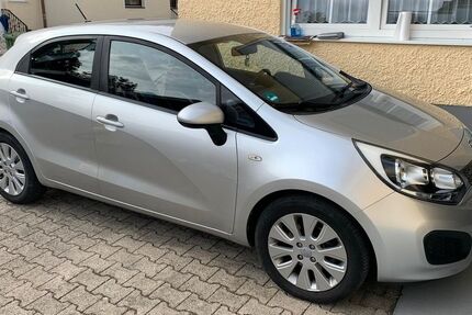Kia Rio 120.000 km 4.300 &euro; Pfatter 93102