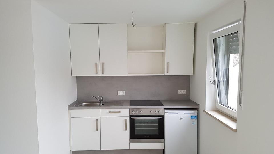 Wohnung Appartement in Schierling mit Balkon und Küche 35qm 1 zimmer
