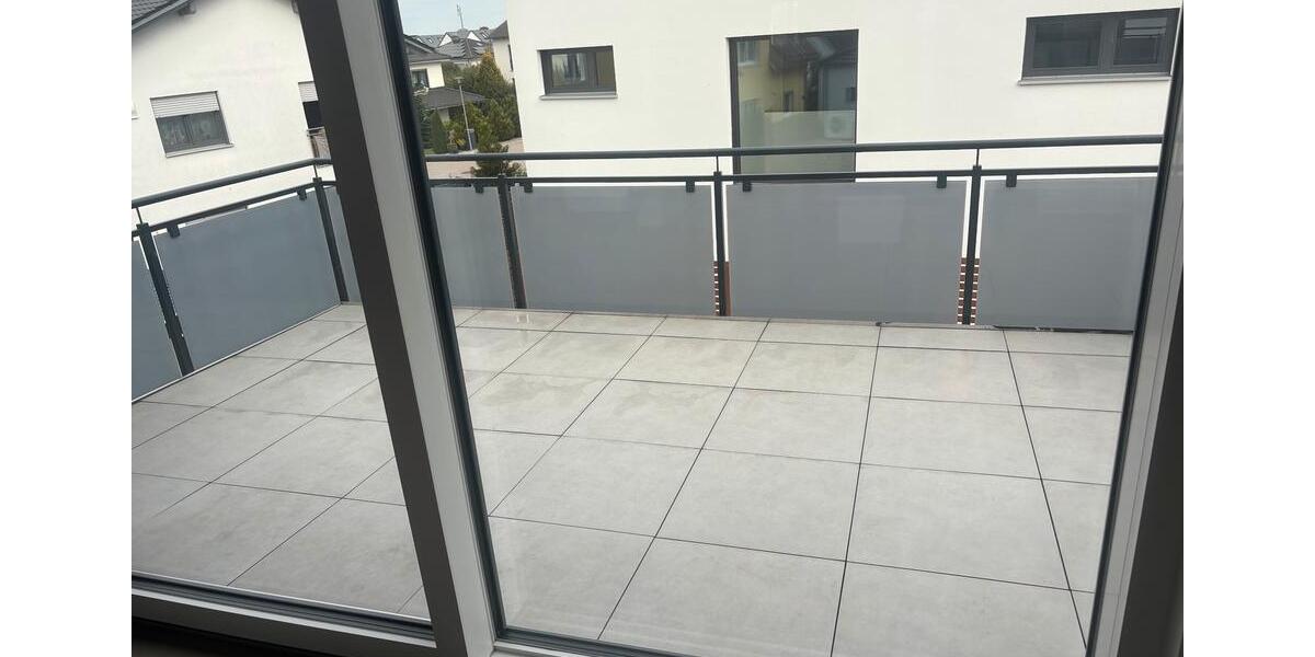 Etagenwohnung Bernhardswald - 4 Zimmer, 140 m&sup2;, 1.700&euro; | Angebot:26532743