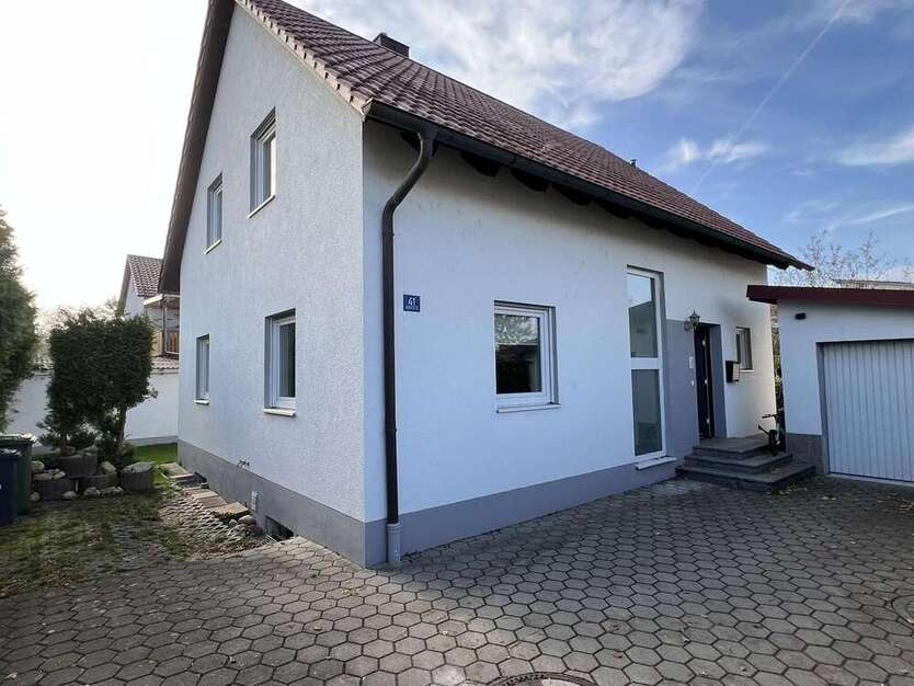 Haus zum Kaufen in Obertraubling 540.000 € 120 m²