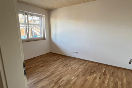 2-Zimmer-Wohnung mit Balkon, Dachterrasse und PV-Fassade 2 zimmer