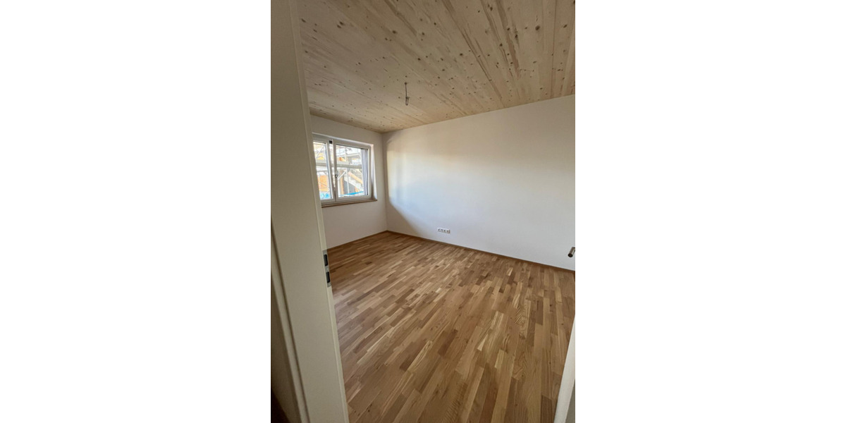 2-Zimmer-Wohnung mit Balkon, Dachterrasse und PV-Fassade 2 zimmer