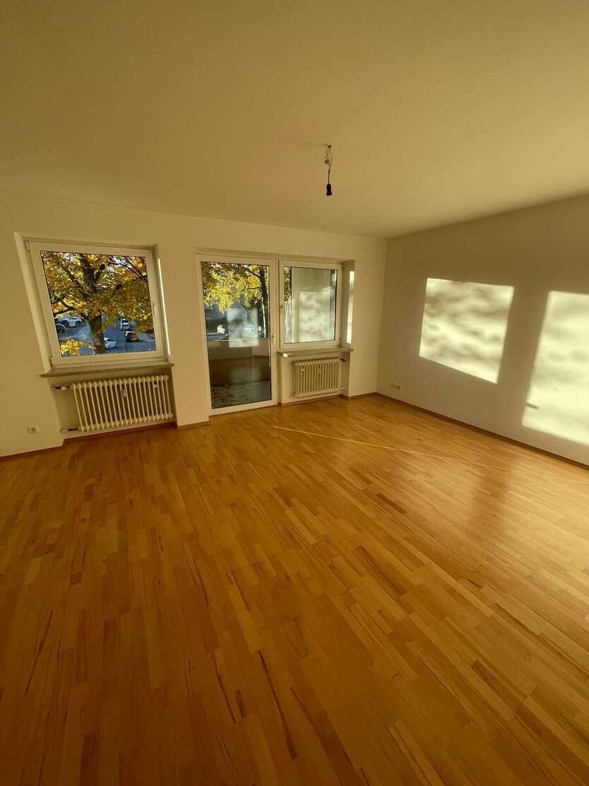 Wohnung zum Mieten in Regensburg 659,44 € 71.6 m² 3 zimmer