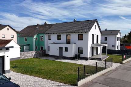 Haus Maxhütte-Haidhof Haidhof - 5 Zimmer, 189 m&sup2;, 650.000&euro; | Angebot:27112716