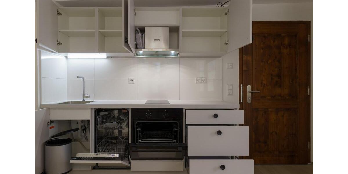 Wohnung mitten in Regensburg, möbliert, EBK inkl., 25qm! 2 zimmer